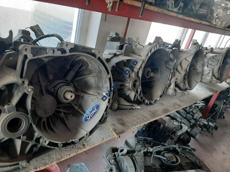 Ford modelleri çıkma parça çeşitleri